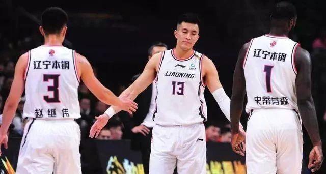 辽宁男篮两连败:辽宁球迷内讧,换外援,换教练
